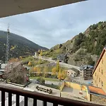 Ransol Studios Pres Des Piste Ski Hut08226